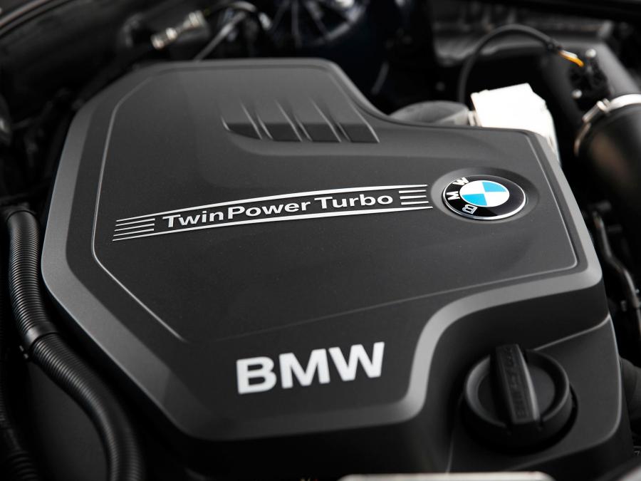  BMW 520i Sedan 2013 года  (AU) (фото 7 из 8)